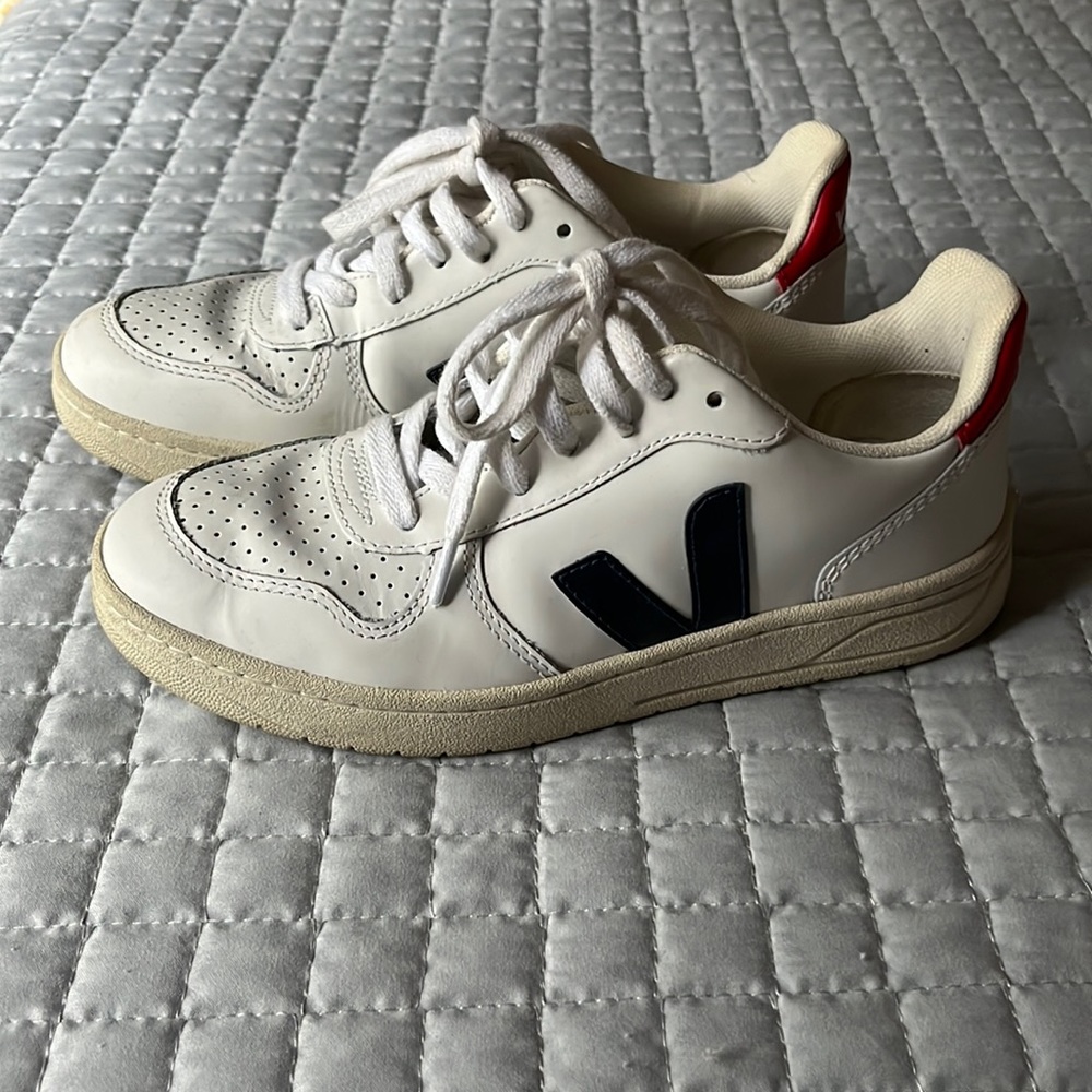 Veja V10